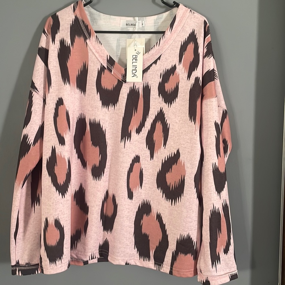 Women’s long sleeve shirt